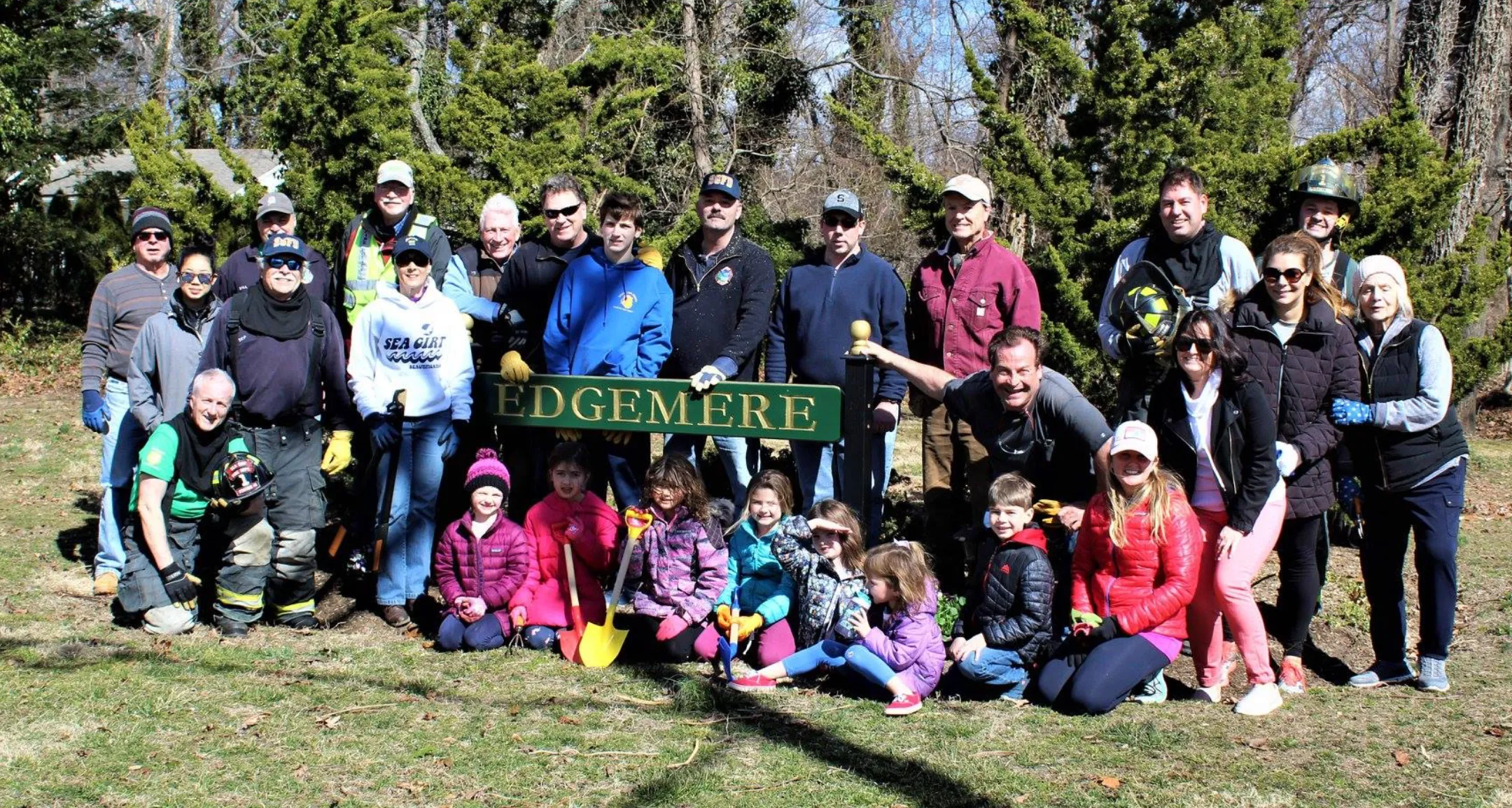 Sea Girt Conservancy Volunteers gather at Edgemere Park